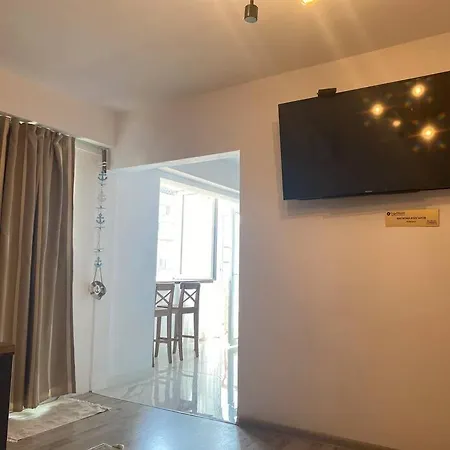 Top Location Chayka - Sea View Top Floor 2 Bedroom 2 Balcony + Barbecue Apartament *