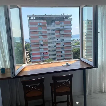 Top Location Chayka - Sea View Top Floor 2 Bedroom 2 Balcony + Barbecue Appartement