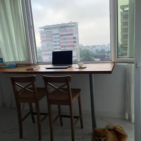 Top Location Chayka - Sea View Top Floor 2 Bedroom 2 Balcony + Barbecue * Warna