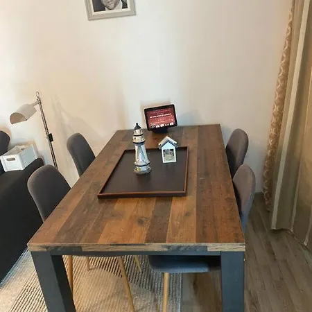 Top Location Chayka - Sea View Top Floor 2 Bedroom 2 Balcony + Barbecue
